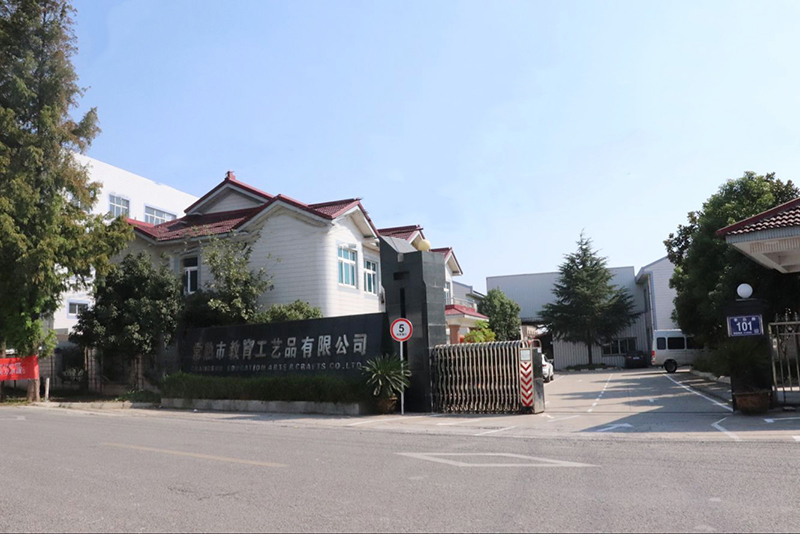 常熟市教育工艺品有限公司